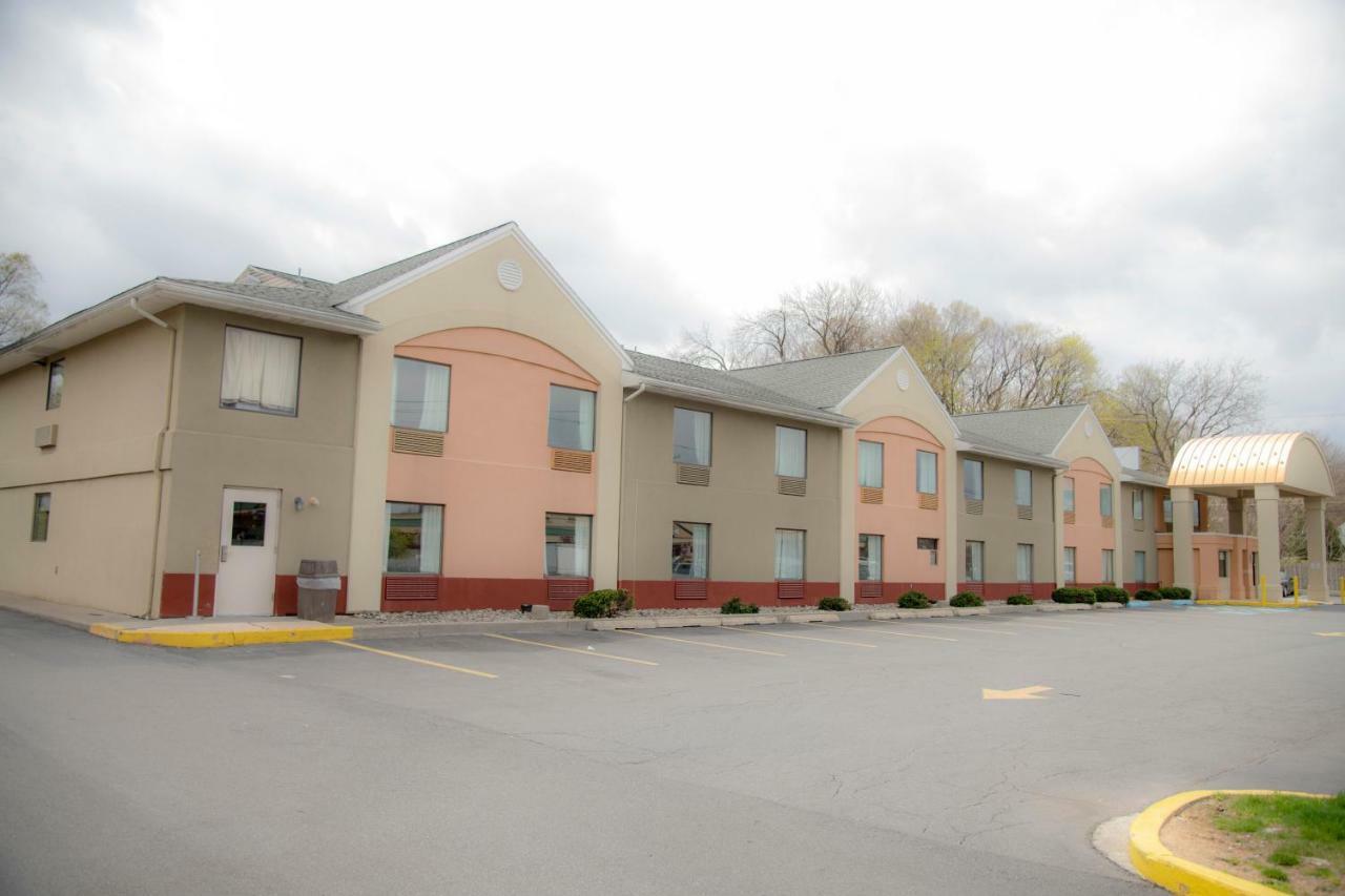 Howard Johnson By Wyndham Allentown/Dorney Hotel & Suites Exterior foto